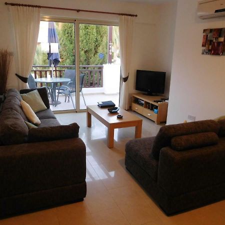 Vanessa 2 Bedroom Apartment Paphos Buitenkant foto