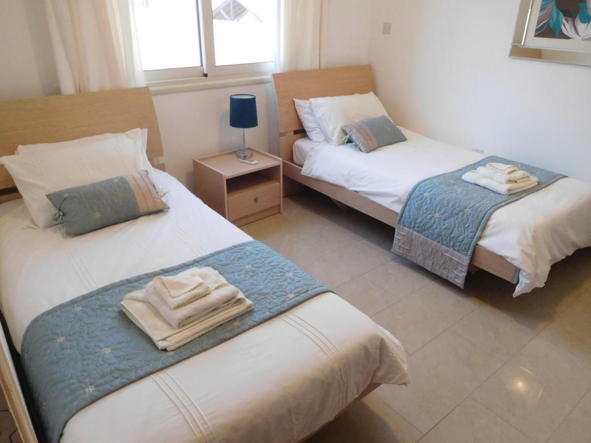 Vanessa 2 Bedroom Apartment Paphos Buitenkant foto